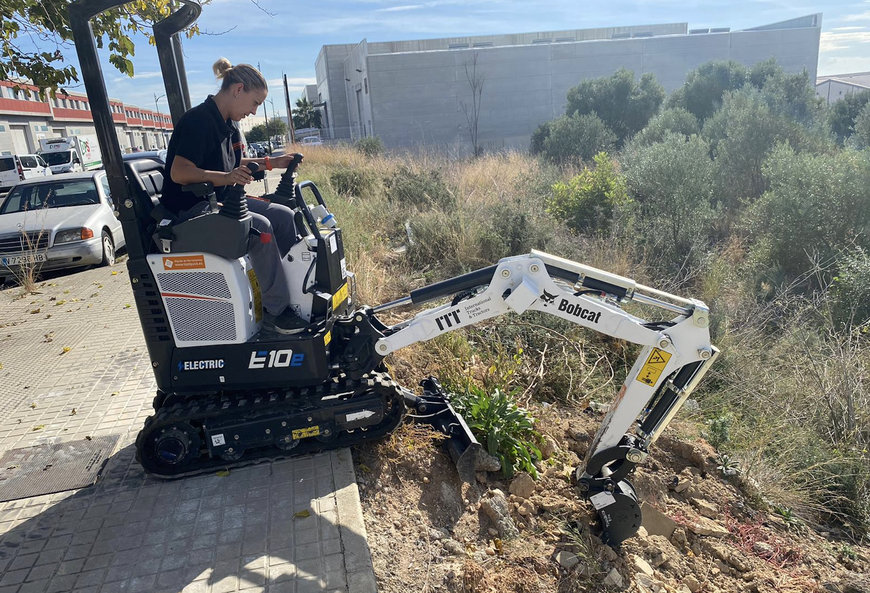 First Bobcat Electric Mini-Excavator in Spain for Rent